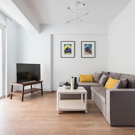 Stunning Flat With Lovely Terrace & Parking Garage Atenas Exterior foto