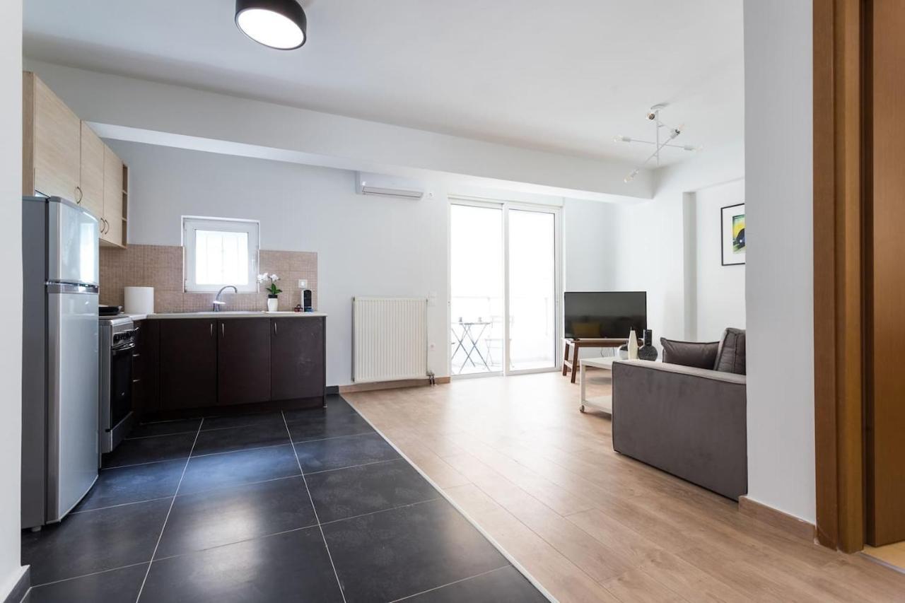 Stunning Flat With Lovely Terrace & Parking Garage Atenas Exterior foto